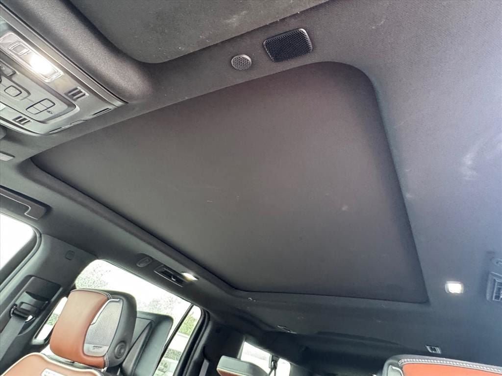 Used 2023 GMC Yukon XL Denali Ultimate w/ LPO, Floor Liner Package AWD/4WD image 22