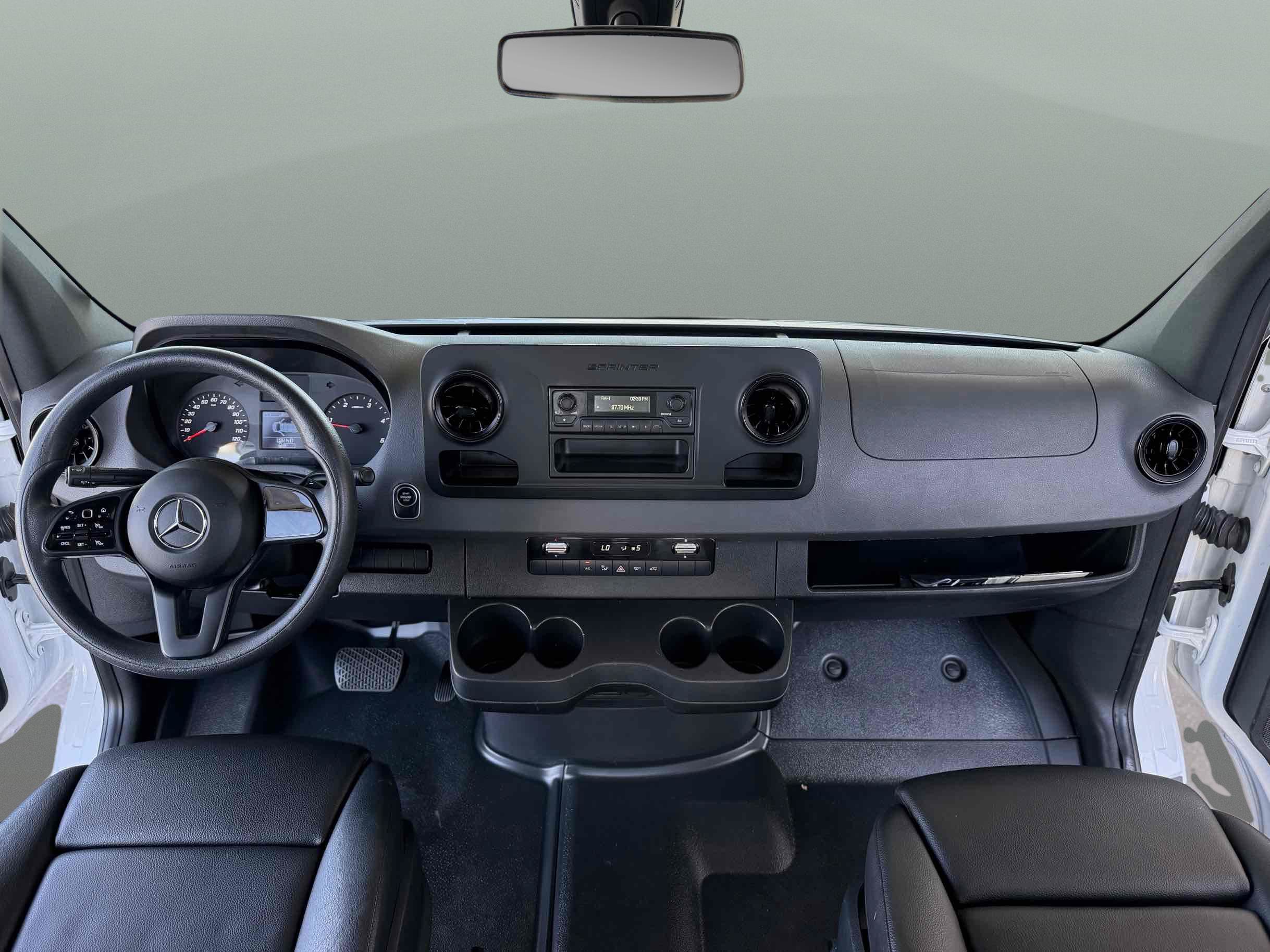 Used 2023 Mercedes-Benz Sprinter 2500 image 9