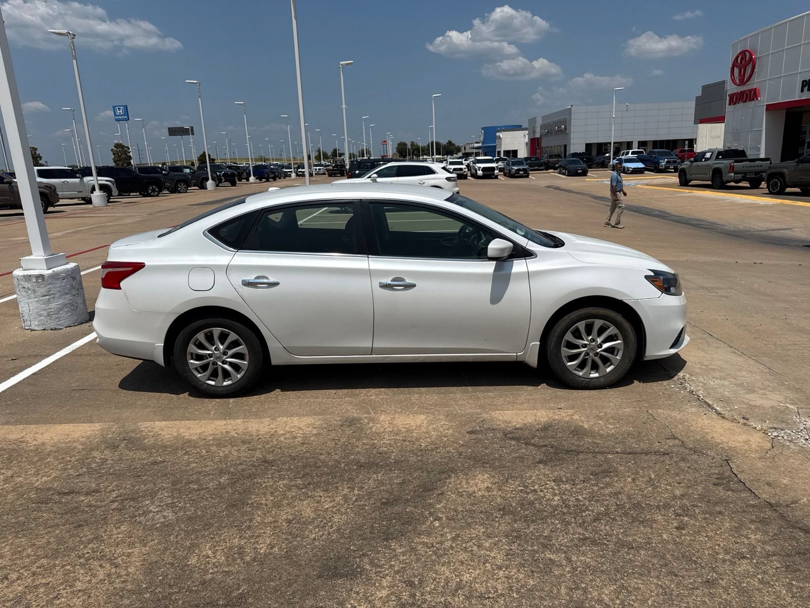 Used 2018 Nissan Sentra SV w/ All Weather Package FWD image 13
