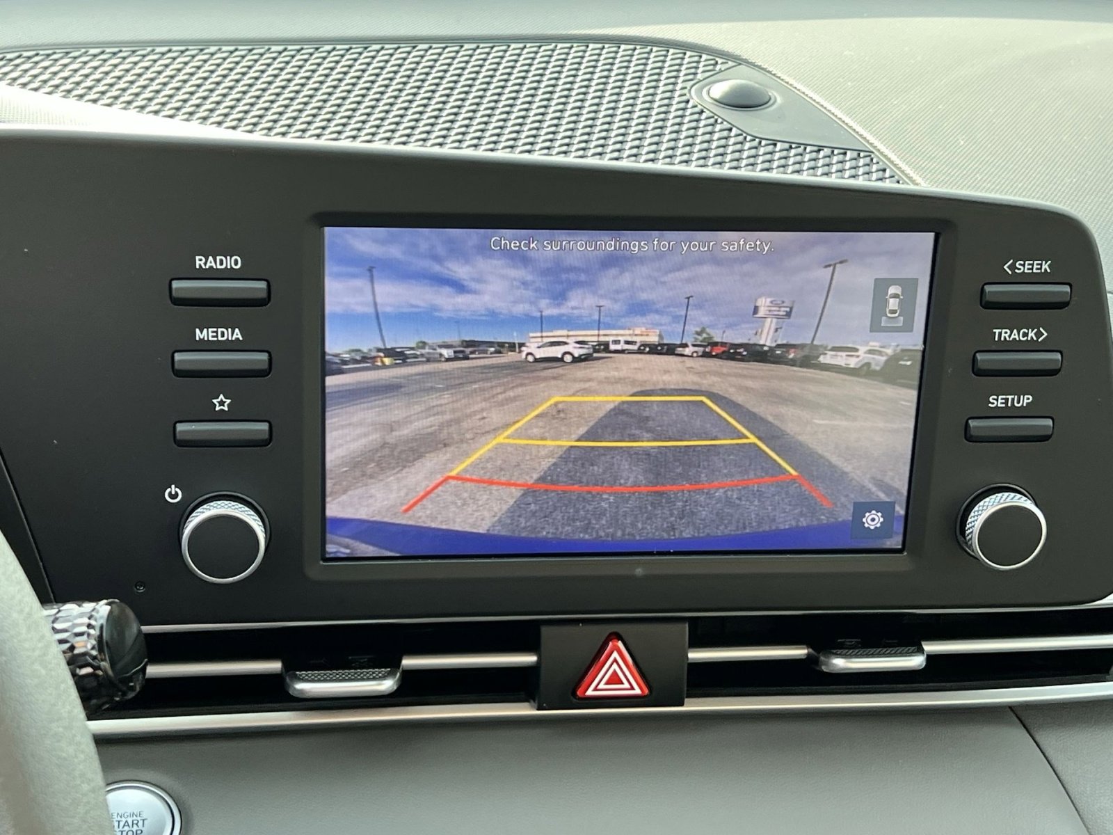 Used 2023 Hyundai Elantra SEL FWD image 27