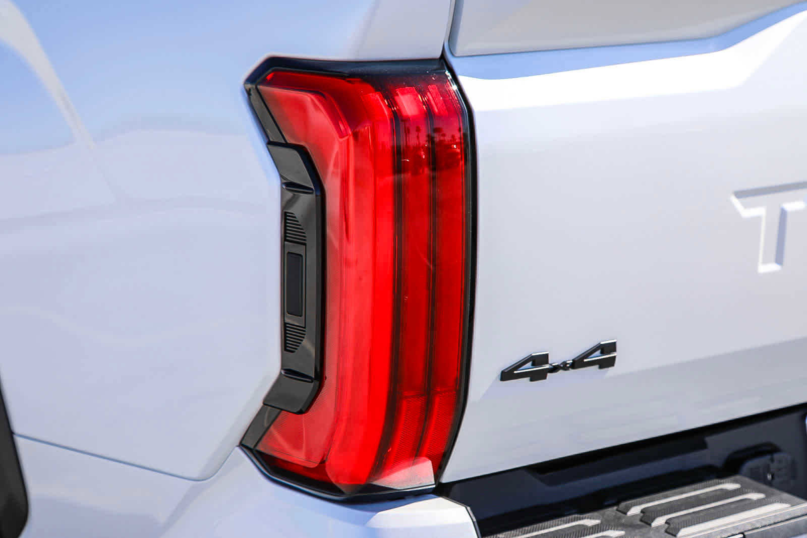 New 2024 Toyota Tundra Limited image 9