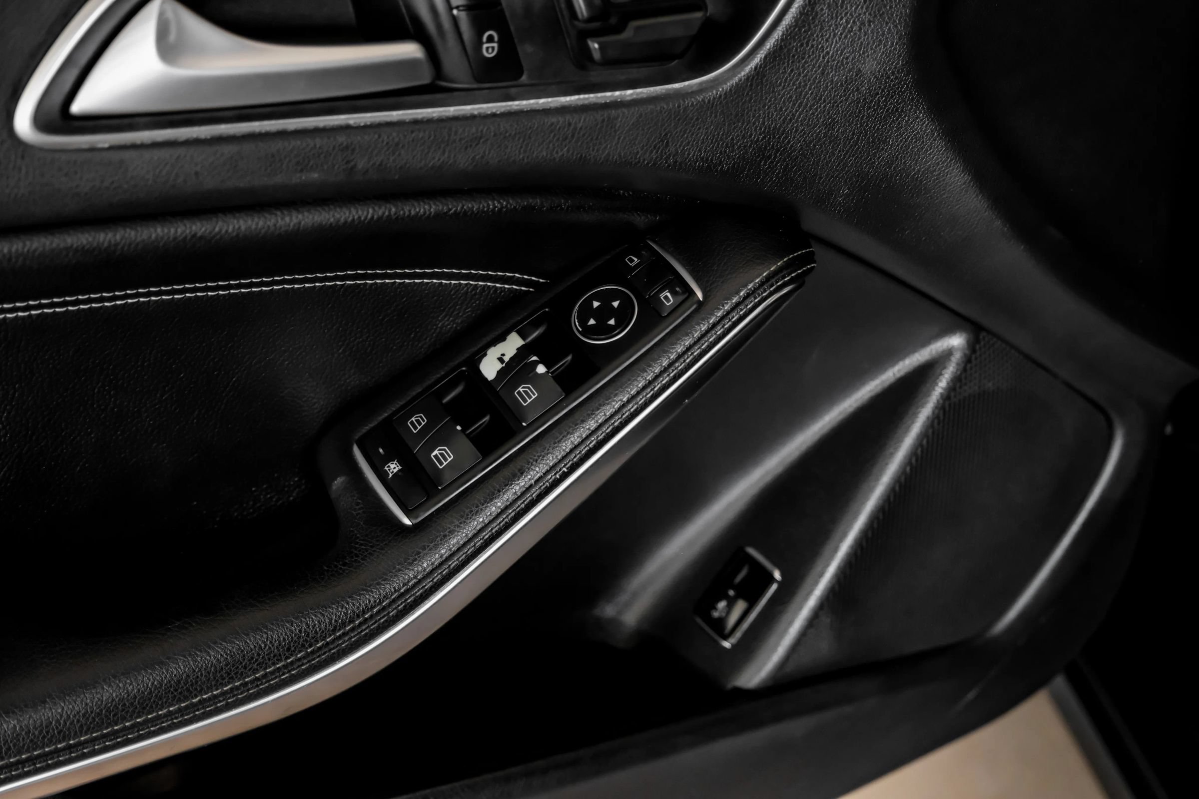 Used 2016 Mercedes-Benz GLA 250 image 41