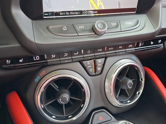Used 2018 Chevrolet Camaro SS RWD image 15