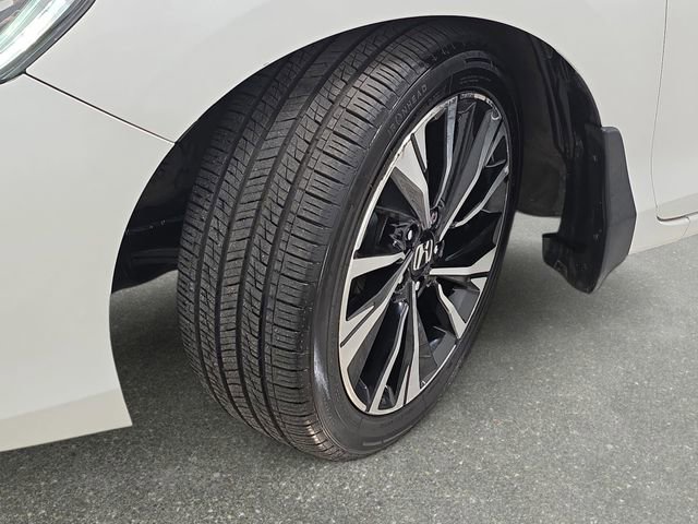 Used 2017 Honda Accord EX-L image 28