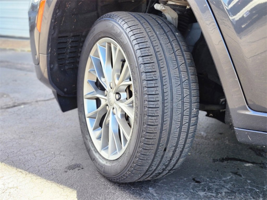 Used 2022 Jeep Grand Cherokee Summit image 30