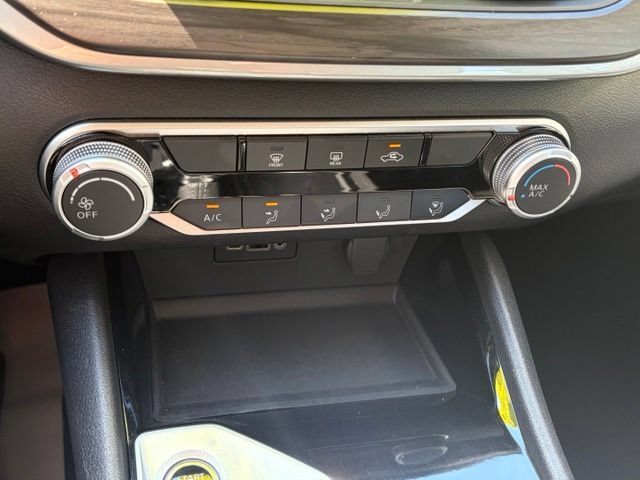Used 2024 Nissan Altima 2.5 SV AWD/4WD image 22