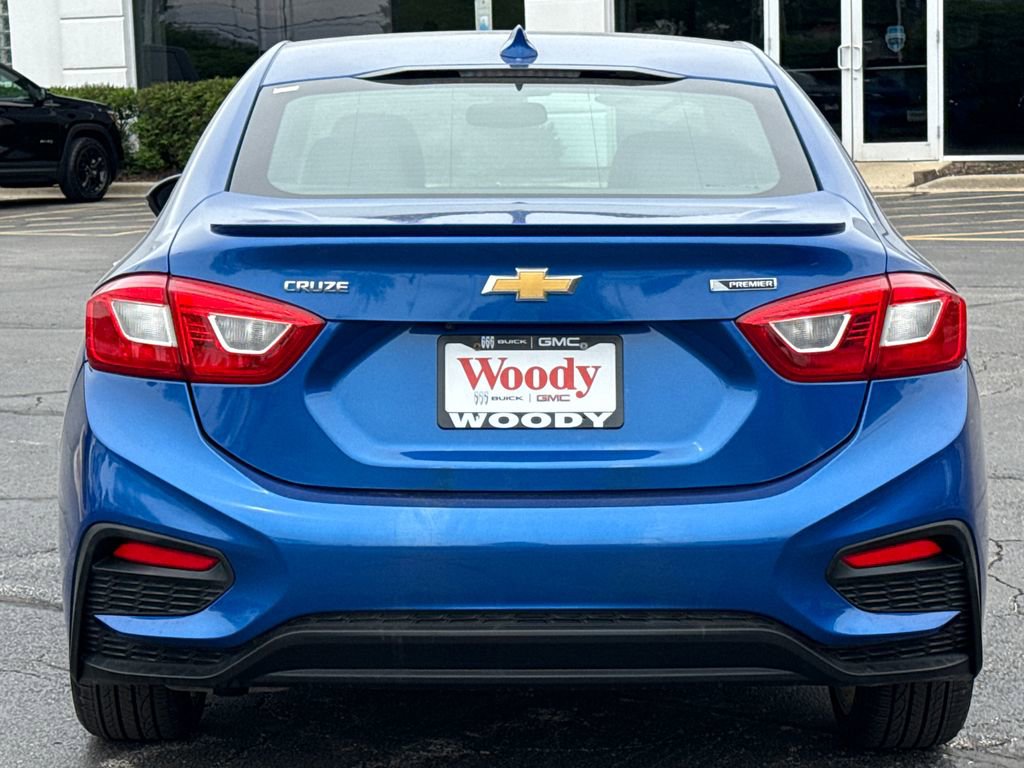 Used 2016 Chevrolet Cruze Premier FWD image 9