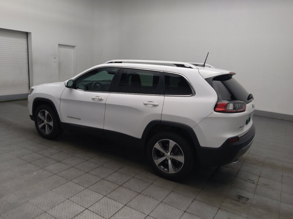 Used 2019 Jeep Cherokee Limited w/ Technology Group AWD/4WD image 3