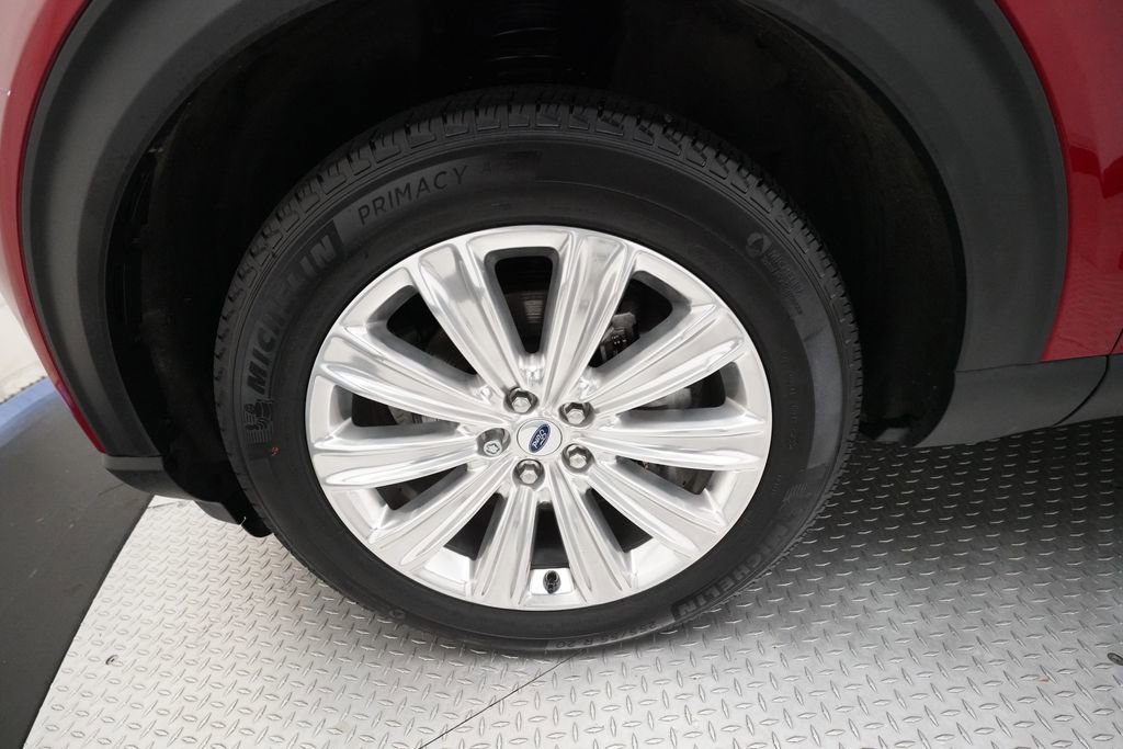 Used 2023 Ford Explorer Limited w/ Equipment Group 301A AWD/4WD image 27
