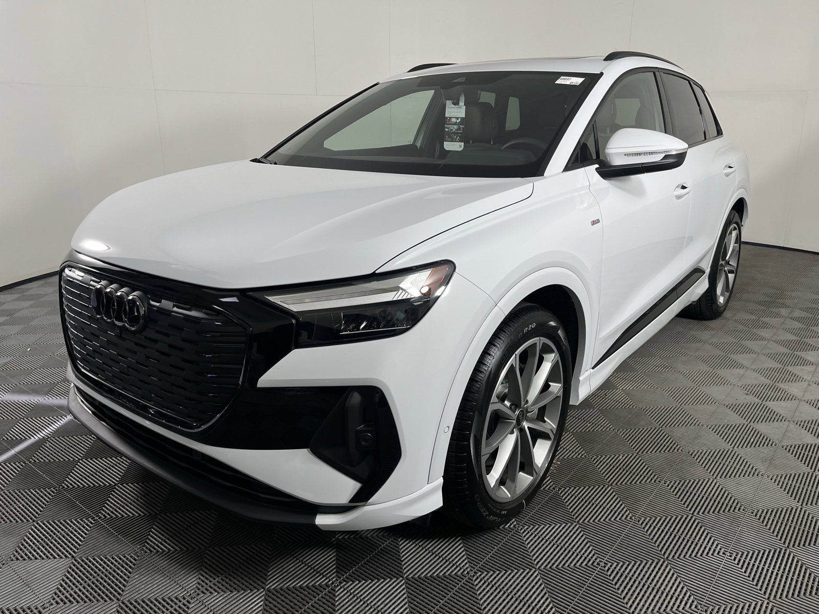 New 2026 Audi Q4 e-tron Premium Plus image 4