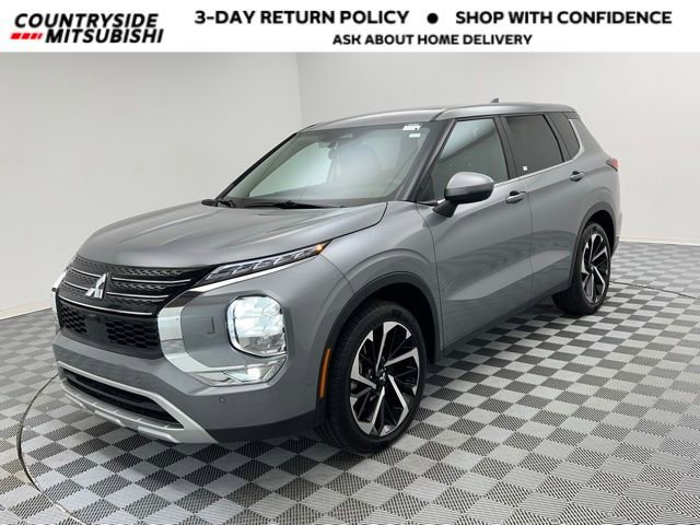 Used 2024 Mitsubishi Outlander SE