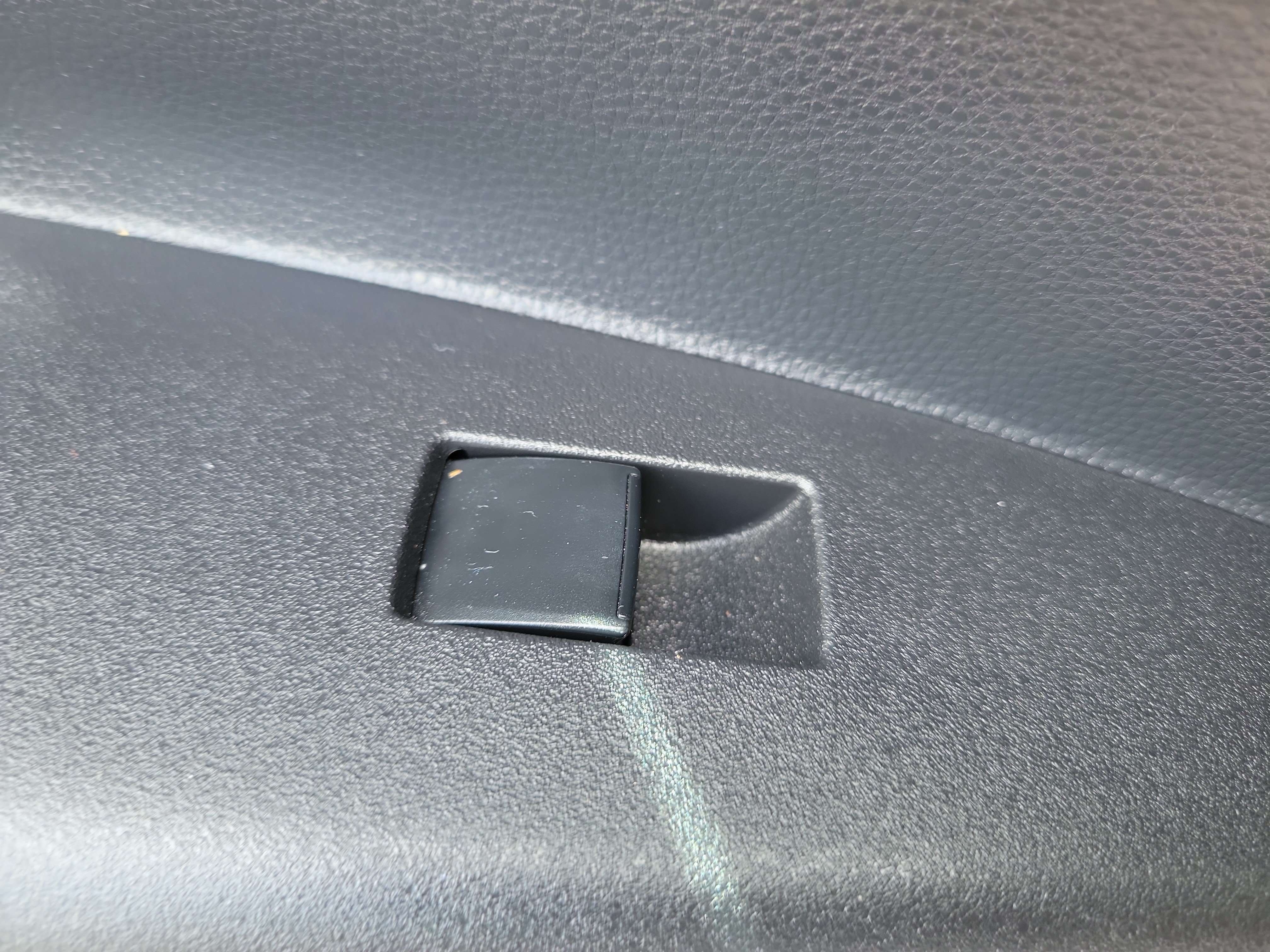 Used 2025 Toyota Corolla SE FWD image 14