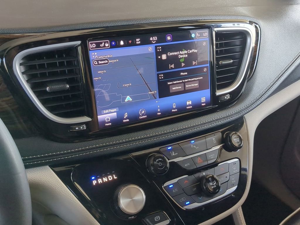 Used 2023 Chrysler Pacifica Limited image 15