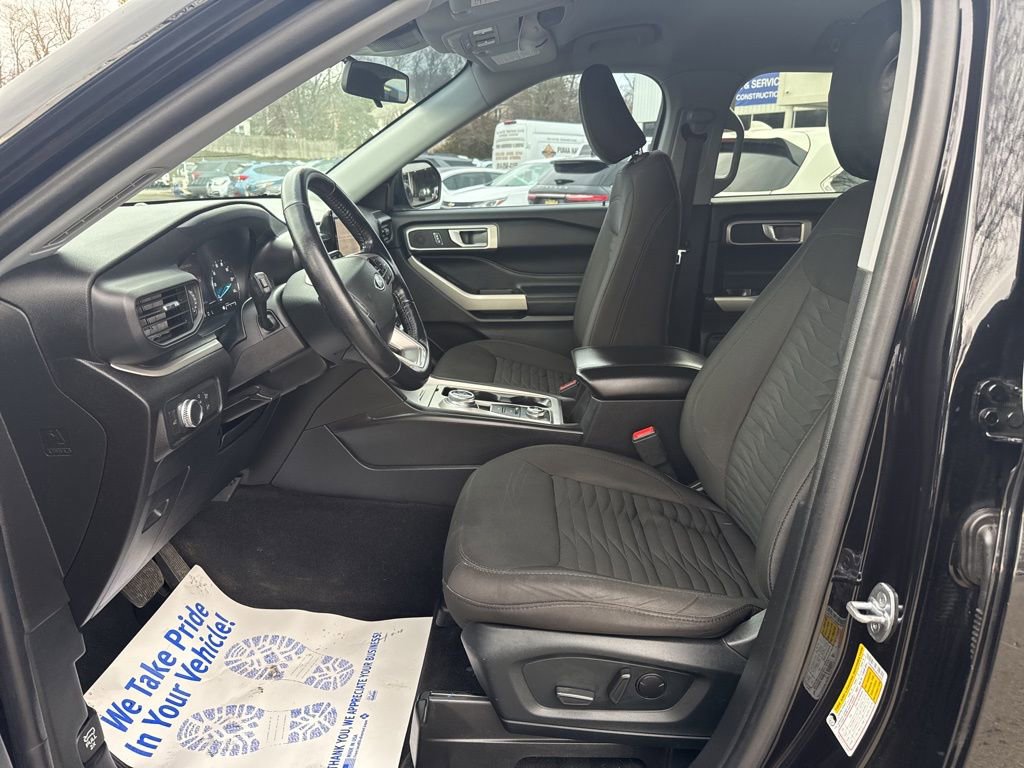 Used 2021 Ford Explorer XLT image 20