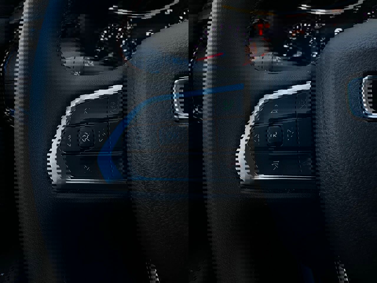 Used 2025 Jeep Compass Trailhawk image 33