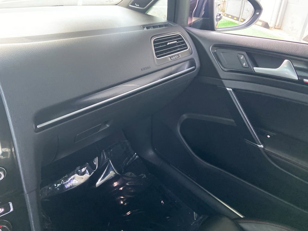 Used 2017 Volkswagen GTI Autobahn image 30