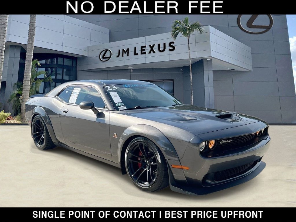 Used 2023 Dodge Challenger R/T Scat Pack RWD image 1