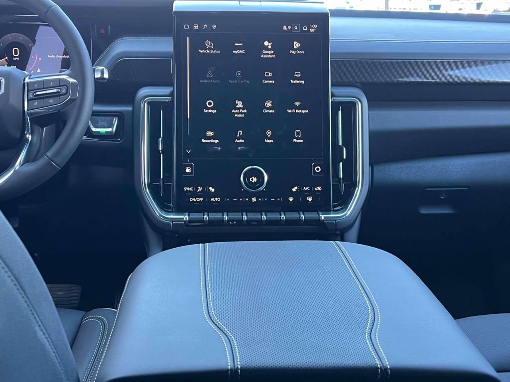 New 2026 GMC Yukon XL Elevation AWD/4WD image 13