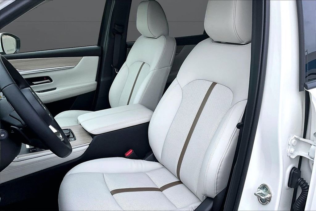 New 2026 MAZDA CX-90 3.3 Turbo w/ Premium Plus Pkg image 9