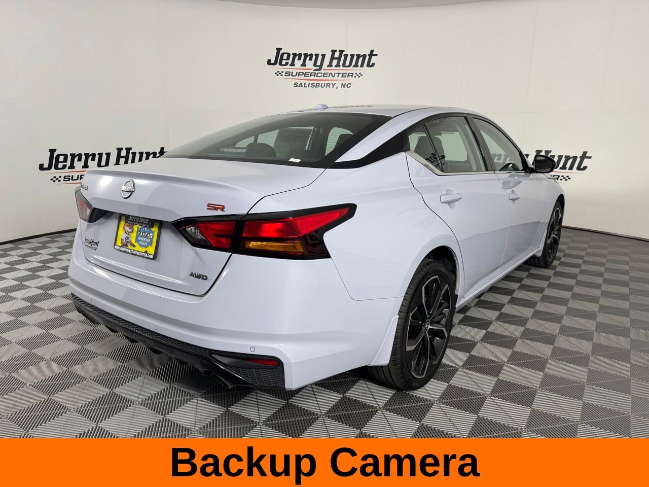 Used 2025 Nissan Altima 2.5 SR AWD/4WD image 7