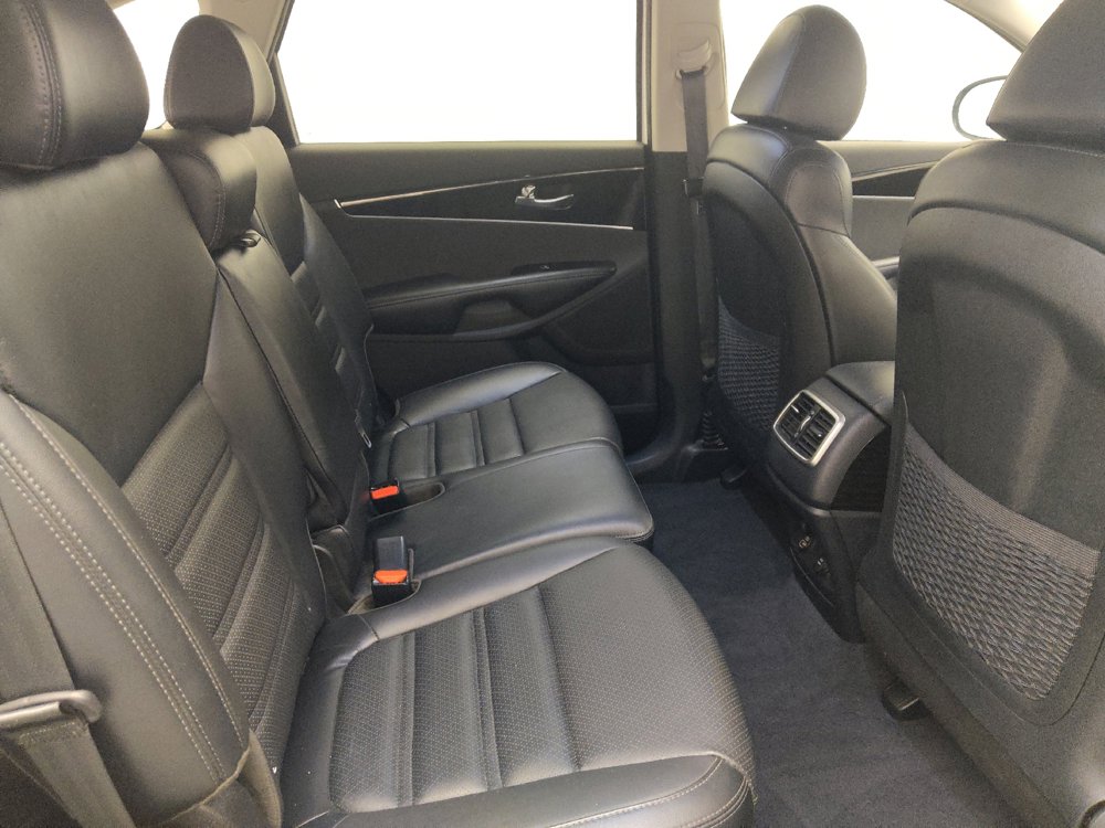 Used 2019 Kia Sorento EX FWD image 19