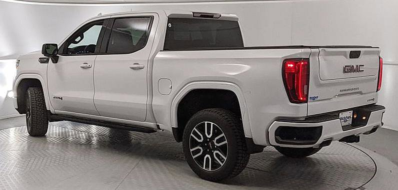 Used 2021 GMC Sierra 1500 AT4 w/ Off-Road Performance Package image 4