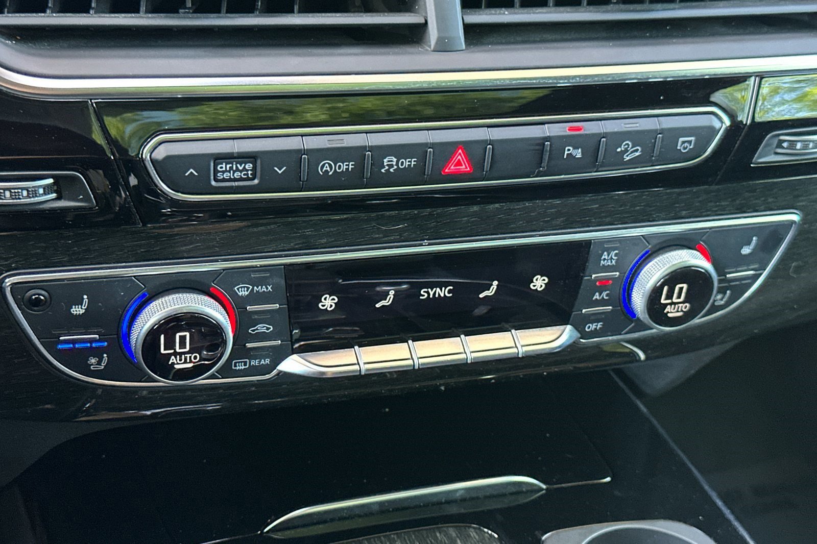 Used 2018 Audi Q7 3.0T Premium Plus AWD/4WD image 19