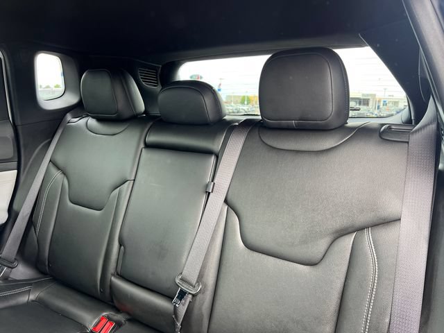 Certified 2025 Jeep Compass Limited AWD/4WD image 24