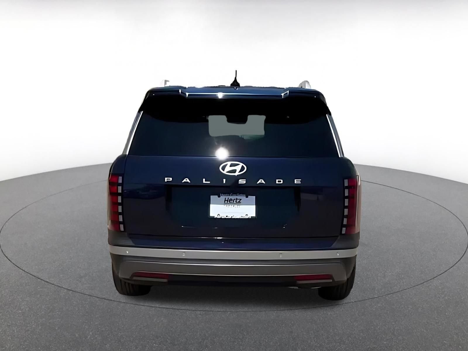 Used 2026 Hyundai Palisade SEL FWD image 11