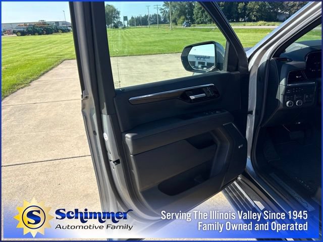 New 2026 Chevrolet Tahoe High Country AWD/4WD image 11