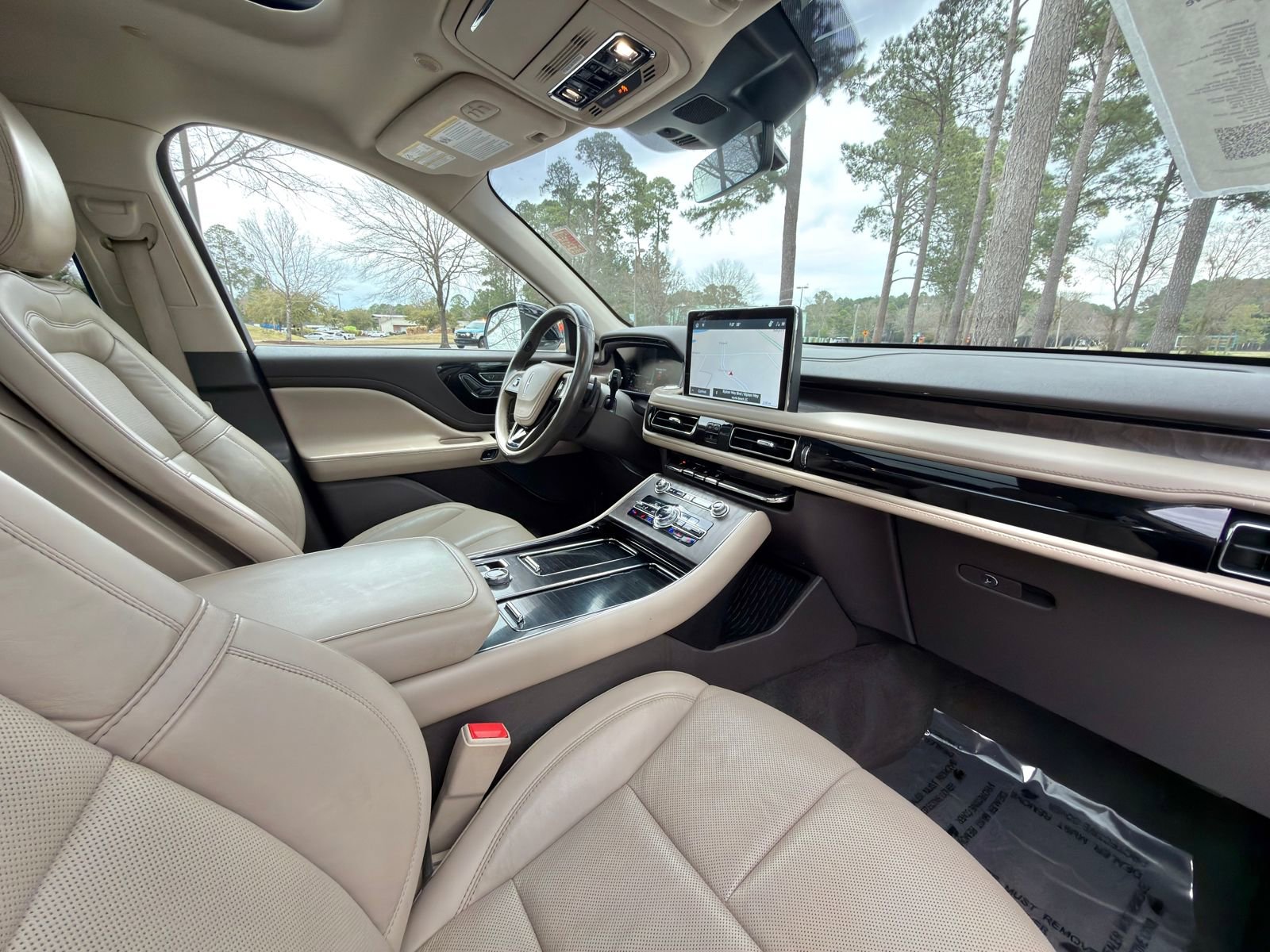 Used 2023 Lincoln Aviator Reserve w/ Equipment Group 201A image 20