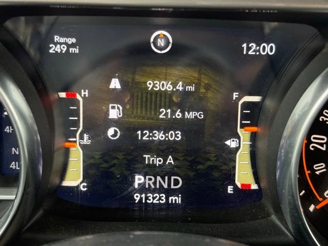 Used 2021 Jeep Wrangler Unlimited Sahara w/ Uconnect 4C Nav & Sound Group image 14