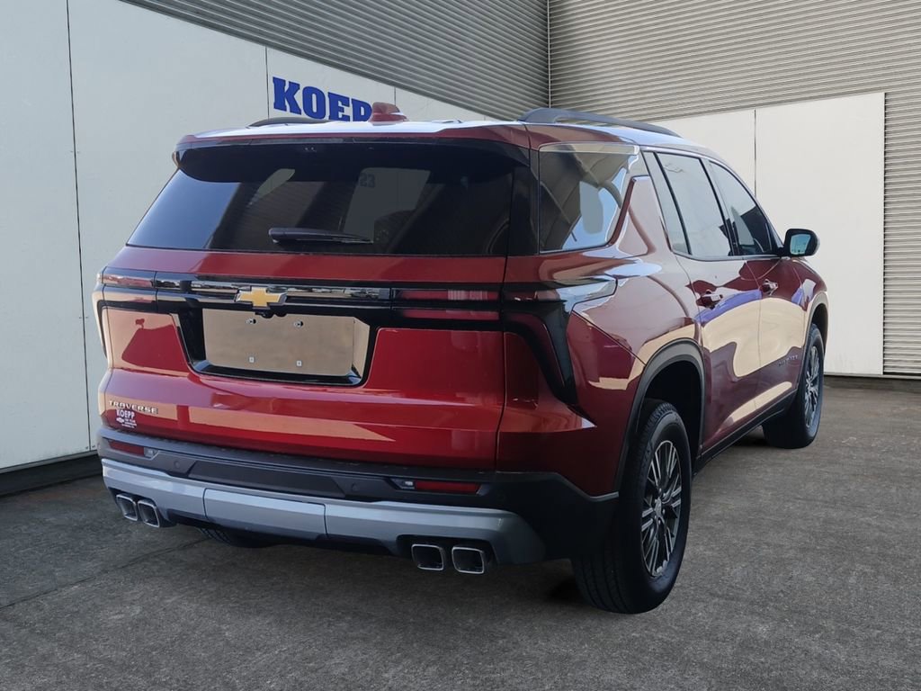 New 2026 Chevrolet Traverse LT w/ Driver Confidence Package FWD image 5