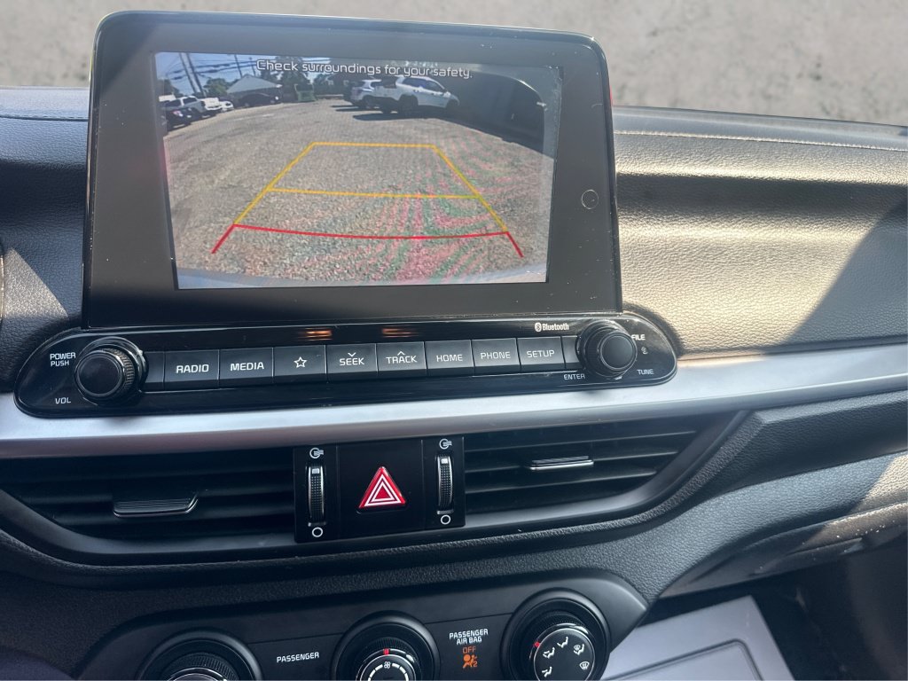 Used 2020 Kia Forte LXS FWD image 32
