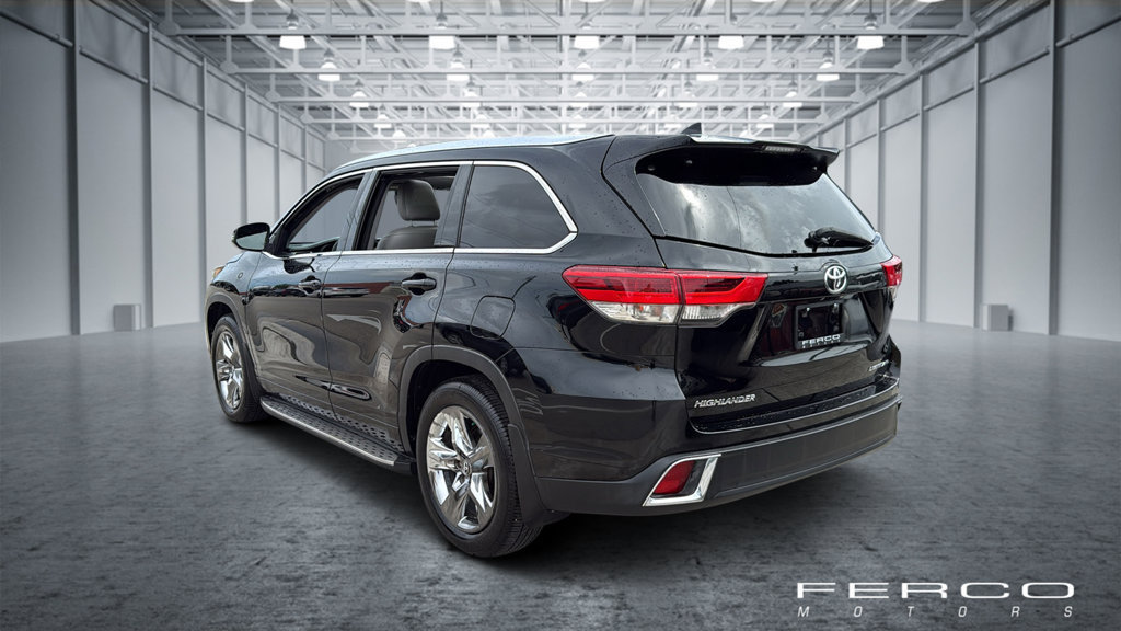 Used 2018 Toyota Highlander Limited Platinum AWD/4WD image 3