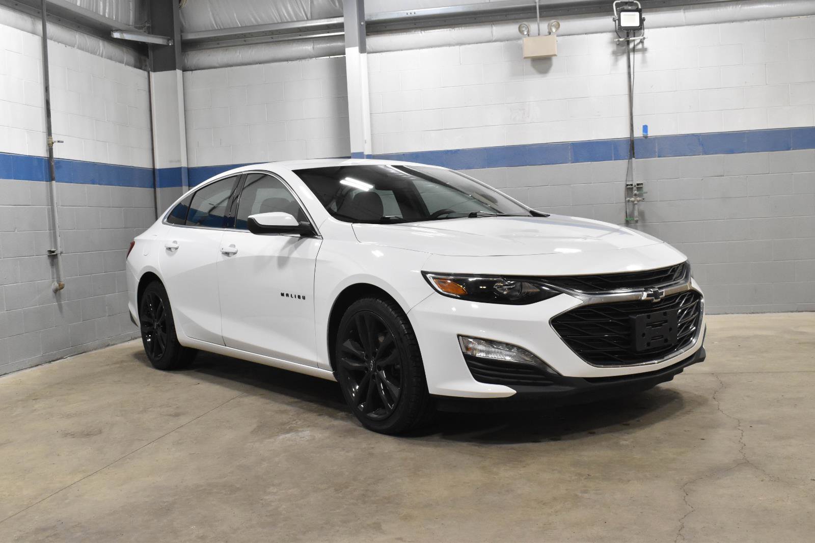 Used 2024 Chevrolet Malibu LT w/ Sport Edition image 29