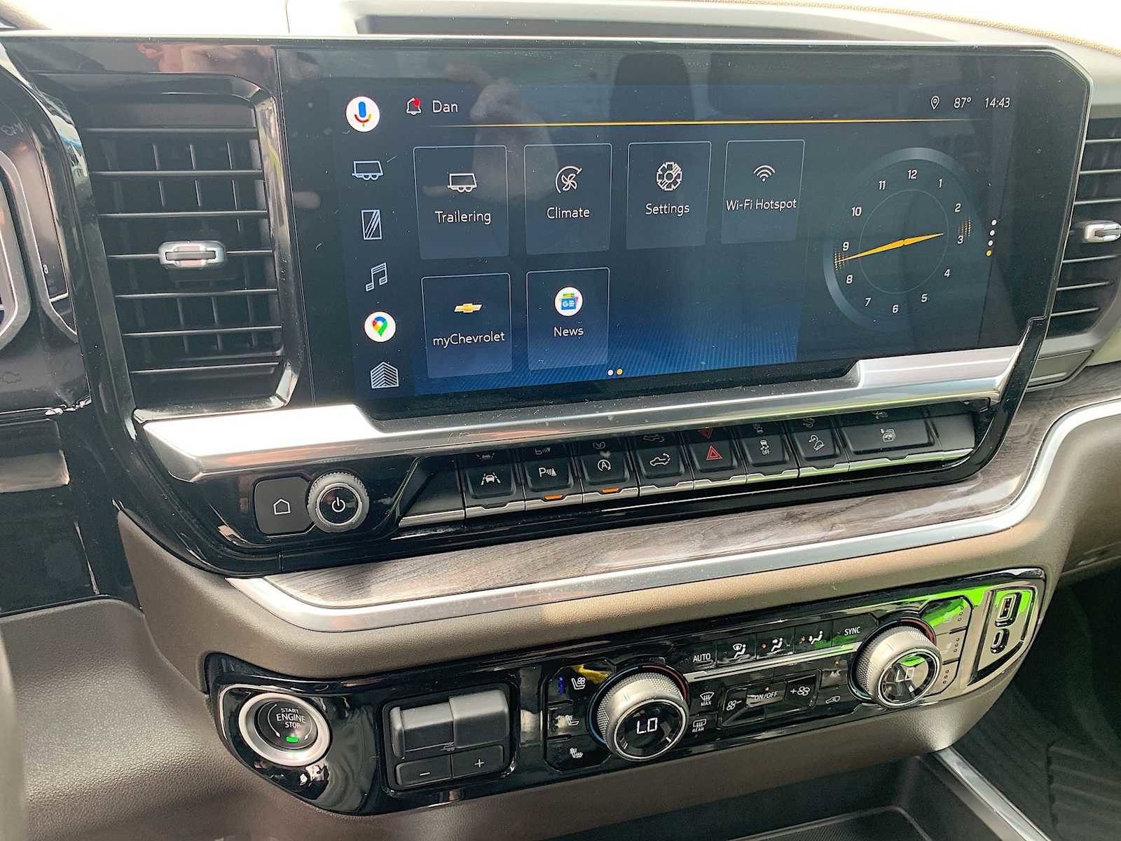 Used 2022 Chevrolet Silverado 1500 LTZ image 13