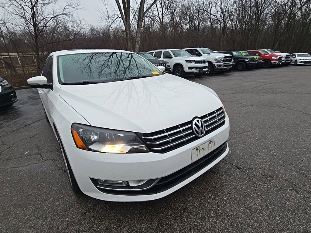 Used 2014 Volkswagen Passat TDI SE FWD image 11