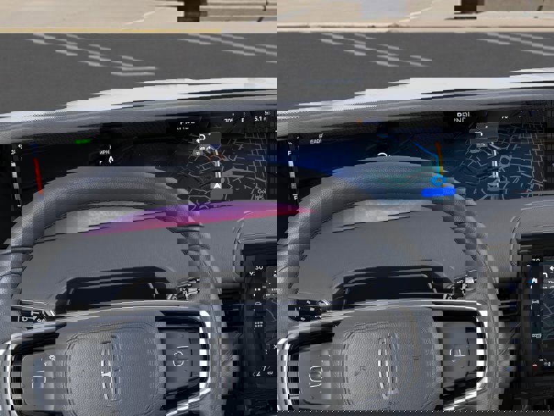 Used 2025 Lincoln Nautilus Reserve image 13