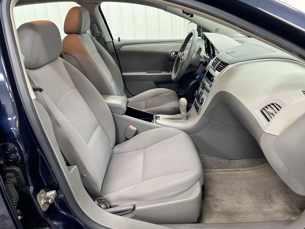 Used 2009 Chevrolet Malibu LS FWD image 20