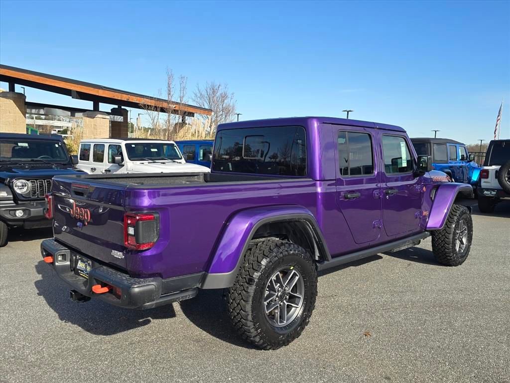 New 2026 Jeep Gladiator Mojave image 3