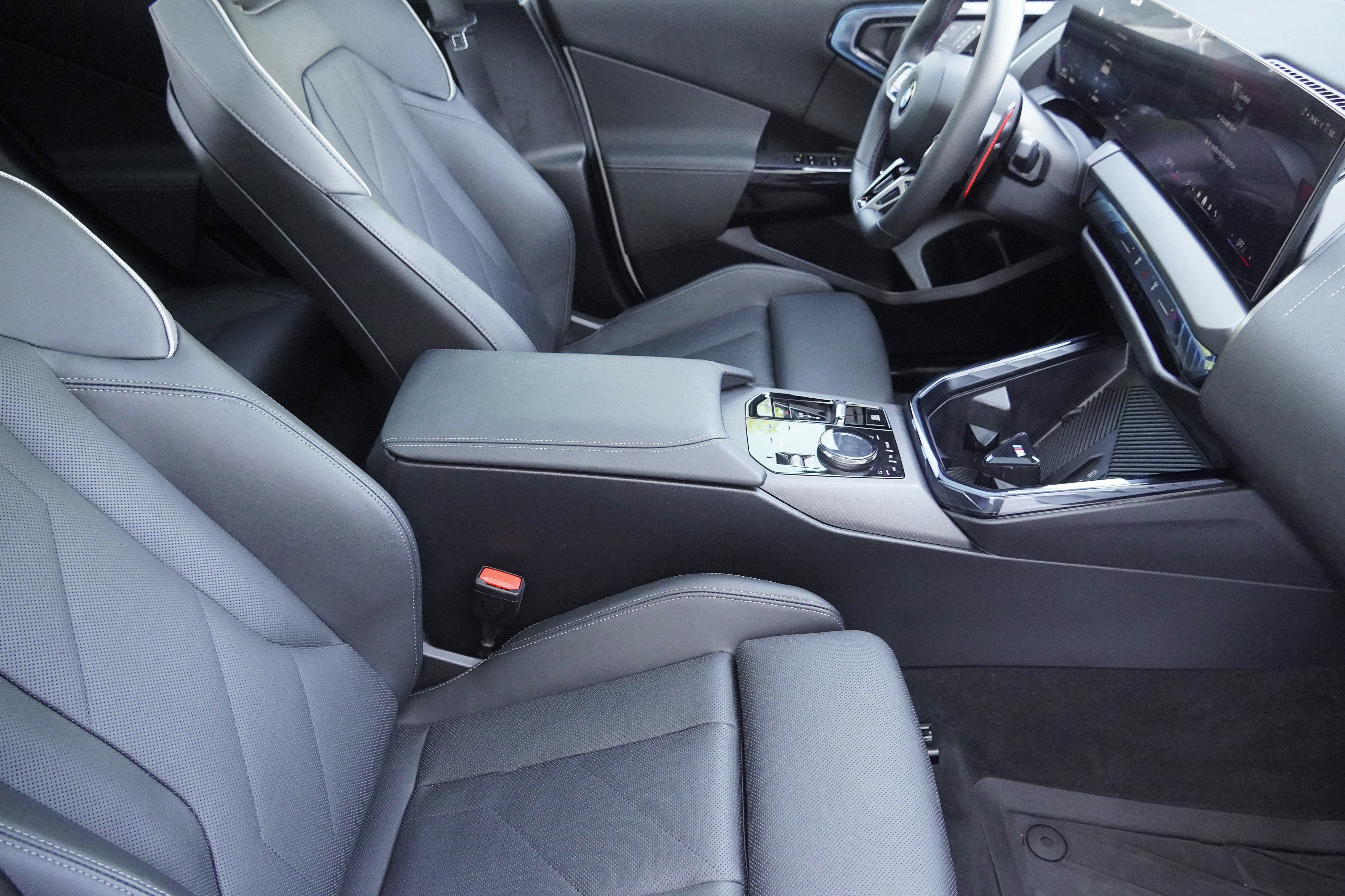Certified 2025 BMW X3 M50 w/ Premium Package AWD/4WD image 12