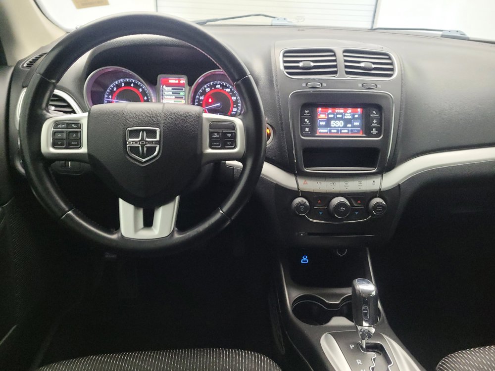 Used 2020 Dodge Journey SE w/ SE Popular Equipment Group FWD image 22