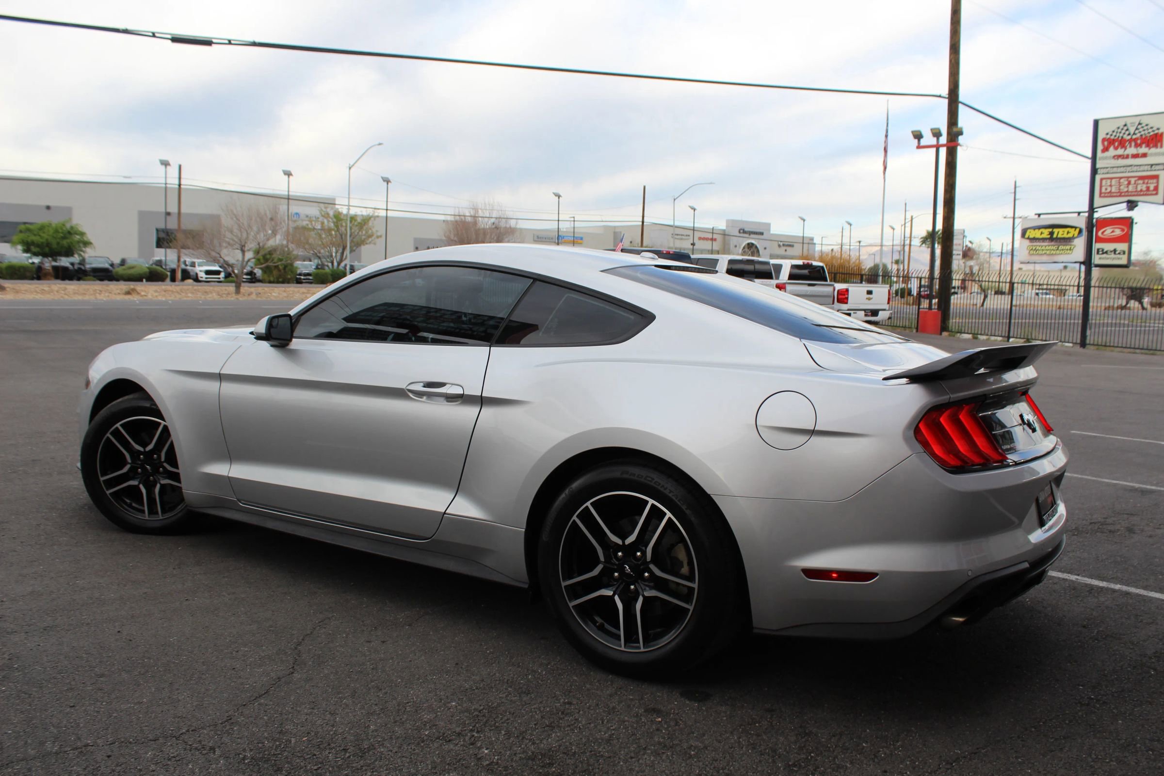 Used 2019 Ford Mustang Coupe w/ Equipment Group 101A RWD image 2