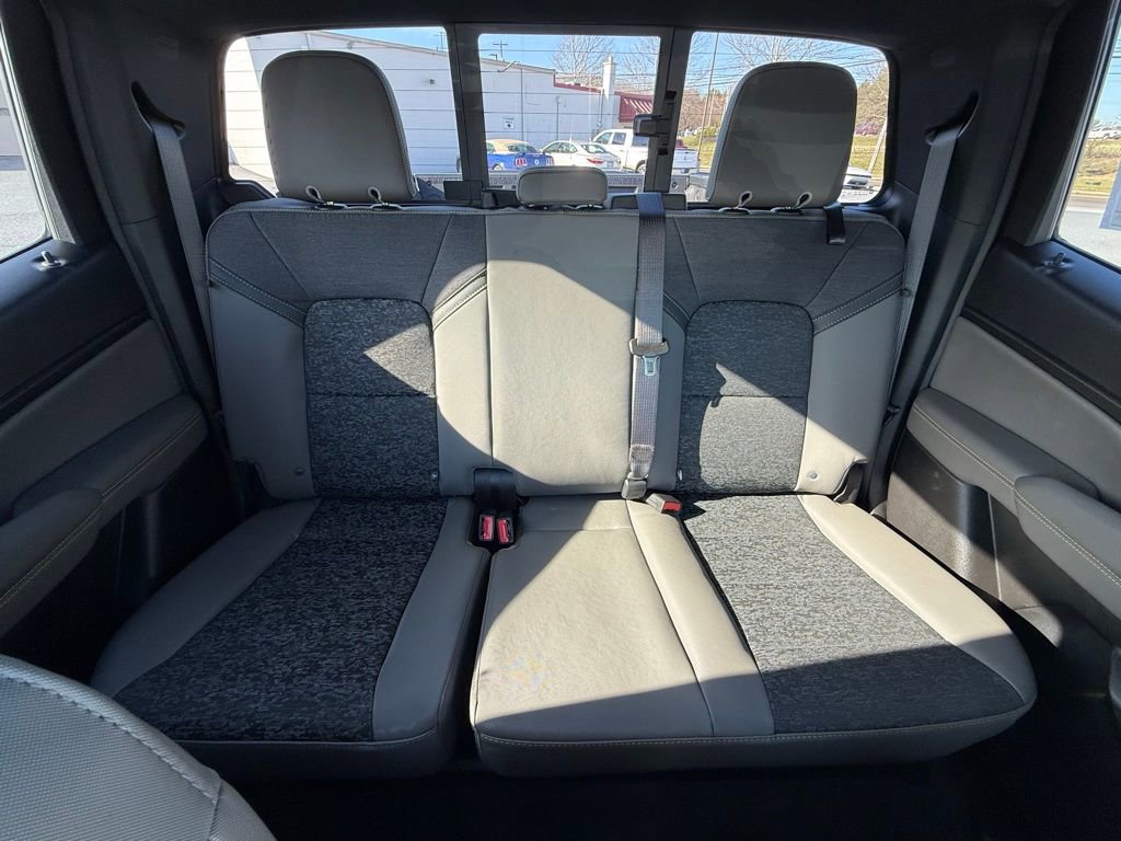 Used 2024 Chevrolet Colorado ZR2 w/ Technology Package image 29