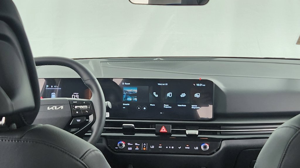 New 2026 Kia Sportage EX AWD/4WD image 16