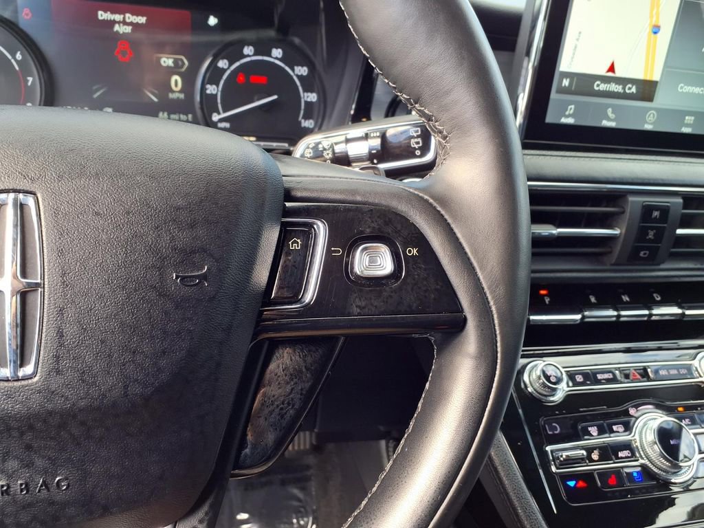 Used 2020 Lincoln Corsair FWD w/ Premium Package image 17
