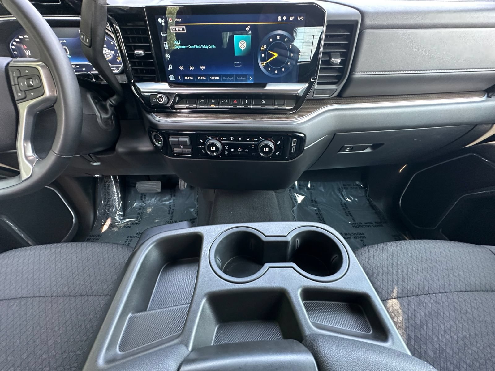 Used 2023 Chevrolet Silverado 1500 RST AWD/4WD image 12