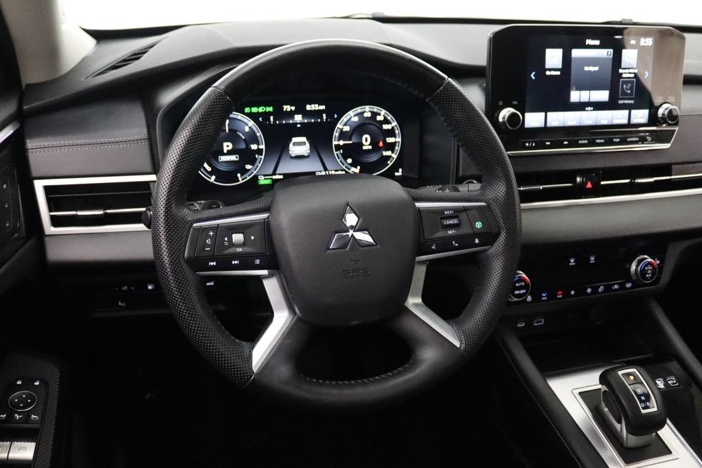 Used 2023 Mitsubishi Outlander SEL AWD/4WD image 18