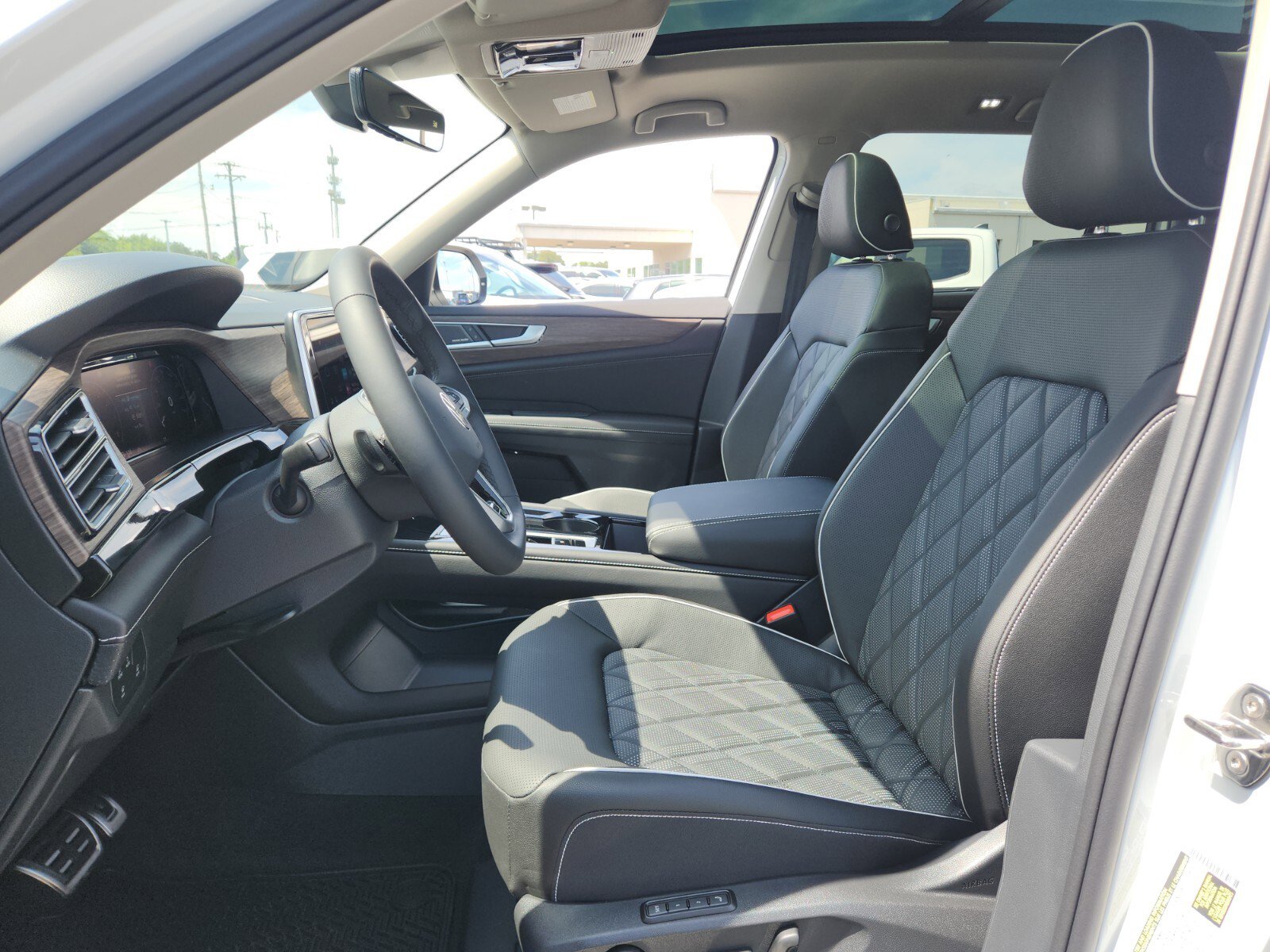 New 2026 Volkswagen Atlas SEL Premium R-Line image 8